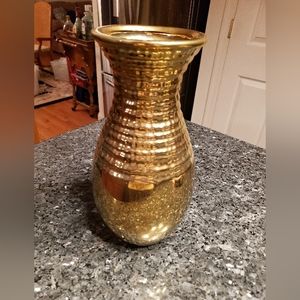 GOLD GLASS VASE